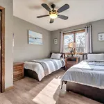 Steps To The Lake House, Hot Tub, Game Room, Deck