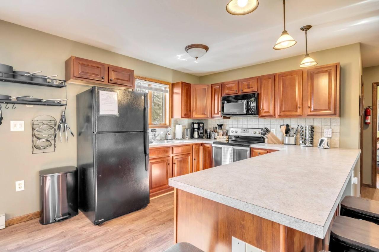 Steps To The House, Hot Tub, Game Room, Deck Albrightsville