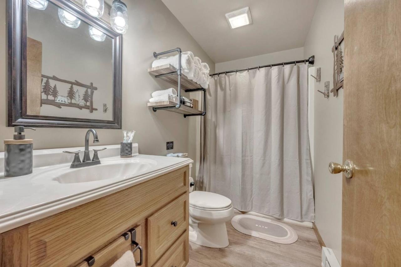 Steps To The House, Hot Tub, Game Room, Deck Albrightsville